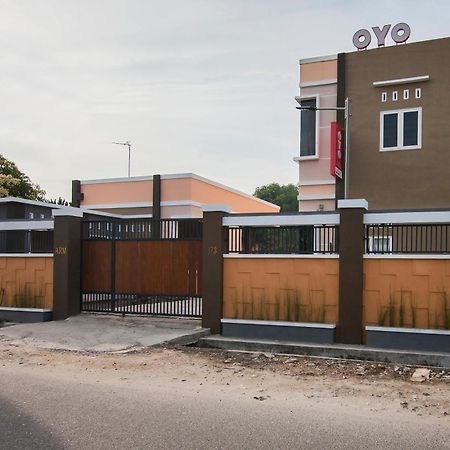 Oyo 725 My Arm Home & Stay Medan Exterior foto